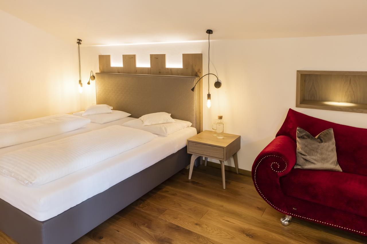 Hotel Schlosswirt Скена Экстерьер фото